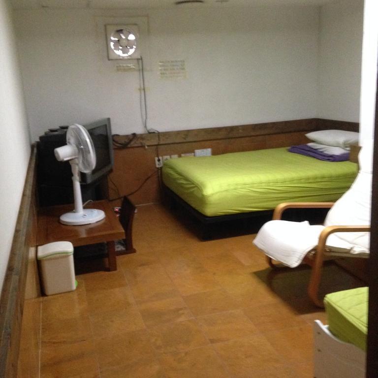Itaewon Land Spa & Guesthouse سيول الغرفة الصورة